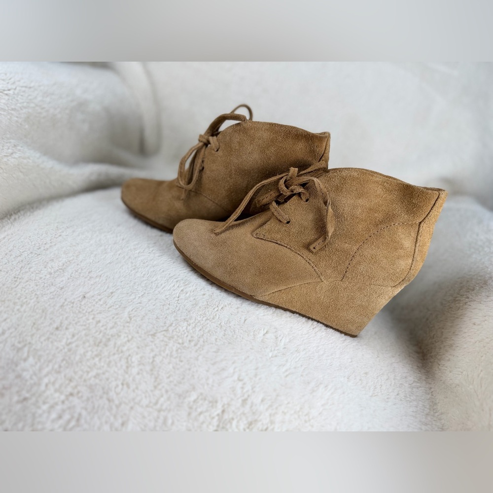 Gianni Bini Camel Suede Wedge Ankle Boots - Picture 5 of 11